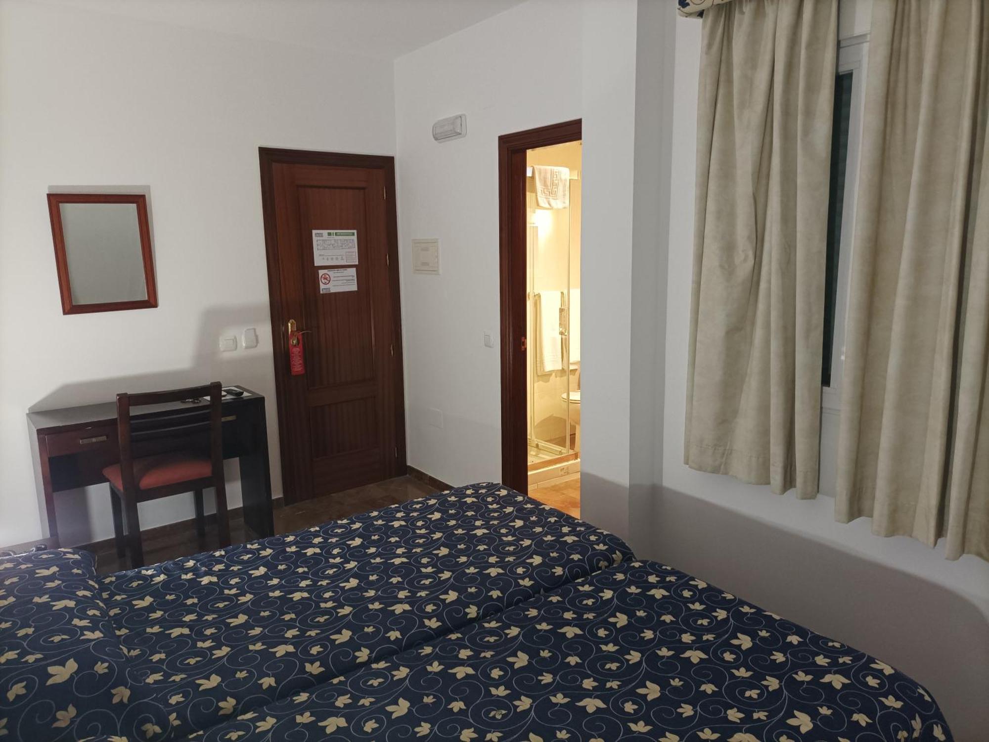 Hotel San Cayetano